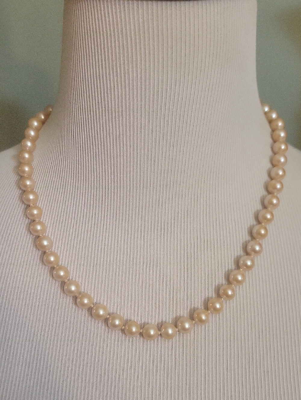 Vintage Monet 18" Simulated Pearl Necklace